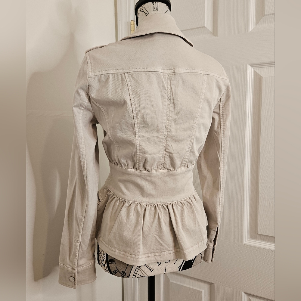 🔥New With Tags Whitehouse Black Market beige jacket size 0 - Picture 9 of 16